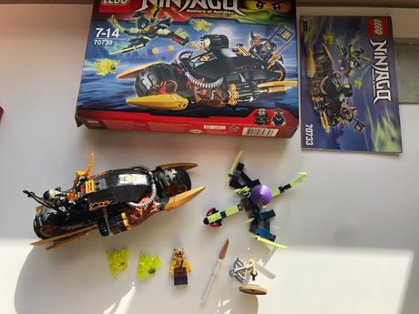 Lego ninjago 70733 výbušná motorka,