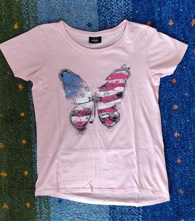 Světle růžové tričko s motýlem, 146