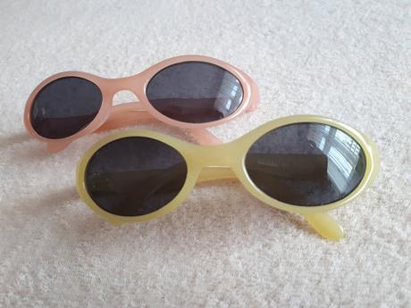 Dvoje dětské sluneční brýle, vel.2-4roky,