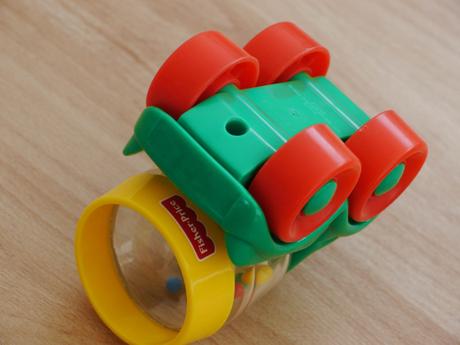 Auticko s chrasticimi kulickami-fischer price,