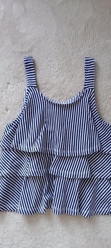 Tílko zn."lc waikiki" vel."5-6let",