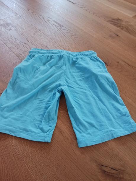 Kraťasy č.122, c&a,122