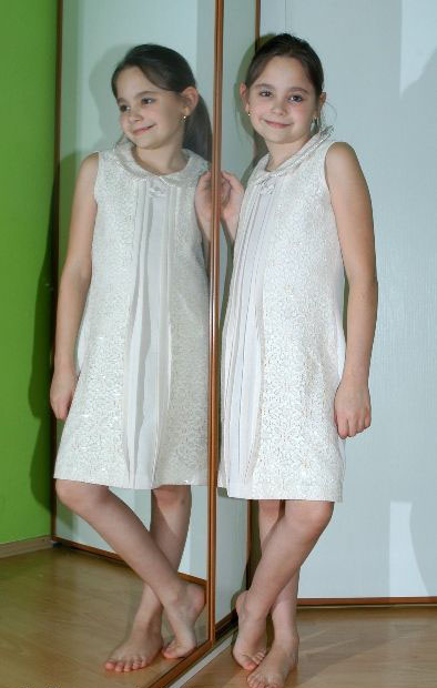 Společenské slavnostní šaty, 152