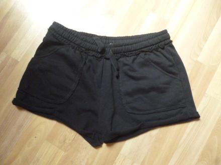 Teplákové kratasy pro maminy vel. l reserved, reserved,l