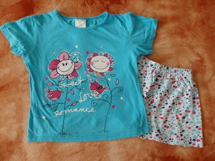 Letní pyžamko s kytičkami a ptáčky 134/140, 134