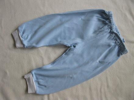 Pyžamové kalhoty, 92