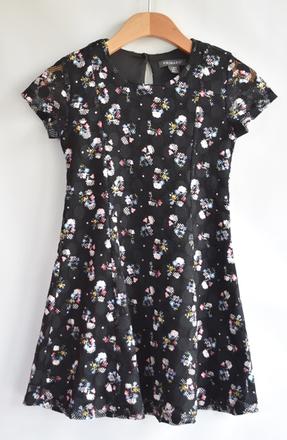 Šaty vel. 7 - 8 let, primark,128