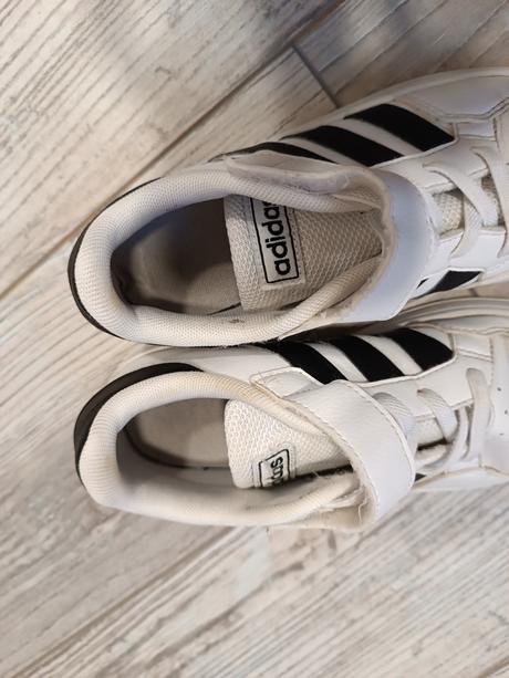 Bílé tenisky 33, adidas,33