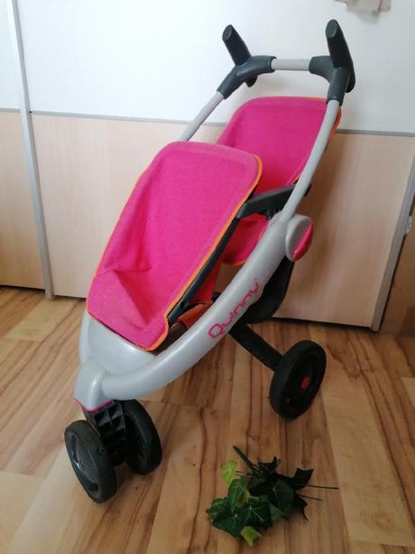 Kočárek po panenky, 