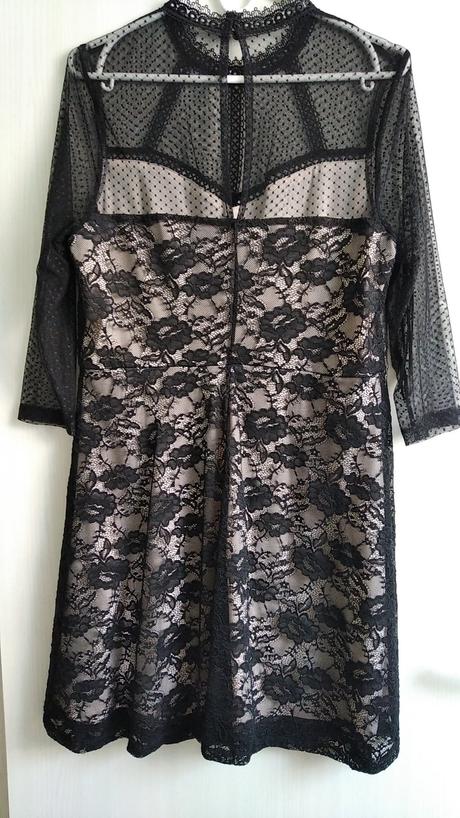 Dámské krátké šaty, c&a,40