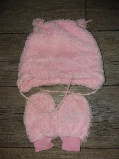 Chlupatá čepice a rukavice, 98