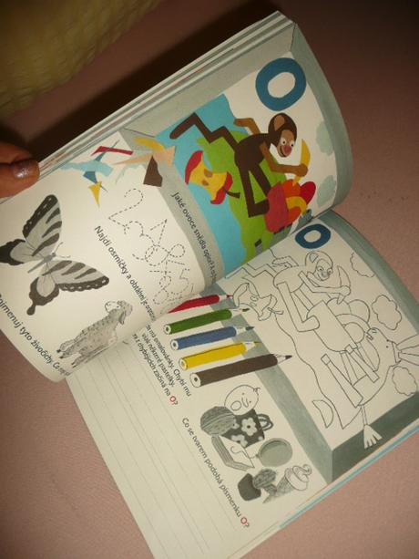 Kniha úkolů abecedník,