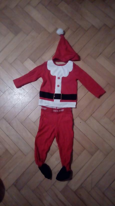 Vanocni oblecek, 80