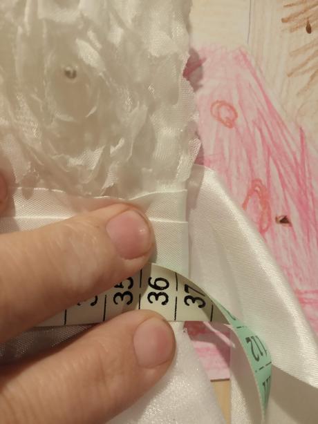 Šaty pro družicku, 134