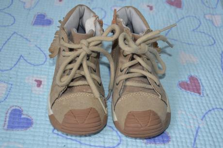 25 celoroční boty, 25