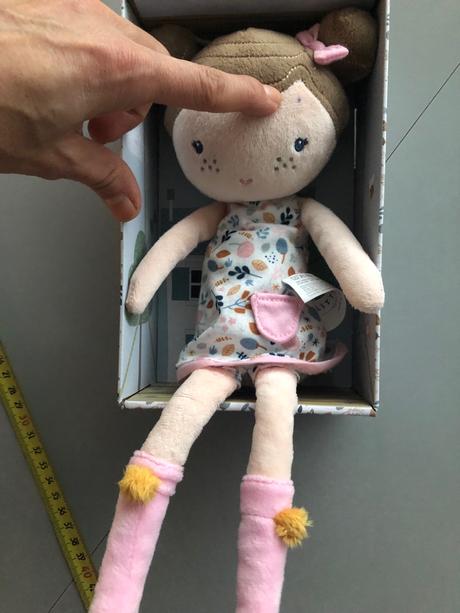 Látková panenka rosa v krabičce zn. little dutch, 