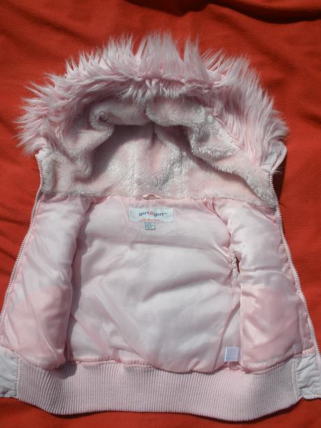 Vesta s kožíškem, girl2girl,116