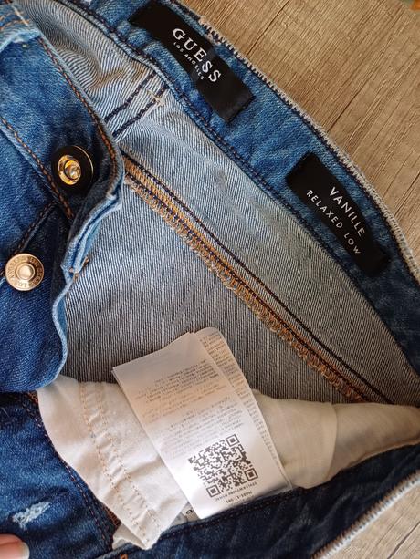 Mega balicek luxusni dziny guess a jine, guess,s