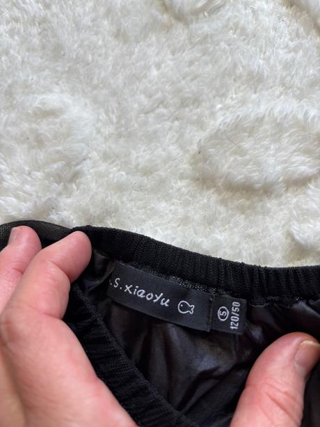 K1/ sukně černá tylová - v.cca 6/8 let, 122