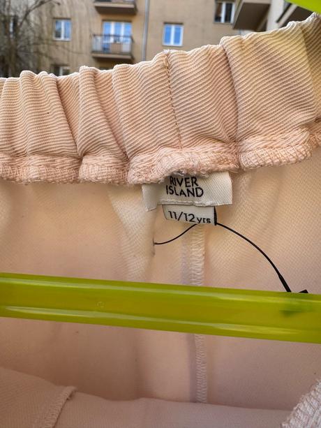 Kraťase, river island,152