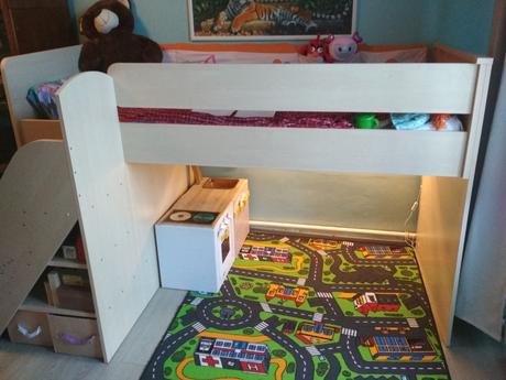 Vyvýšená postel, 90,200