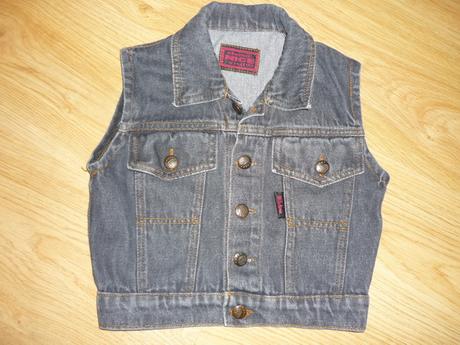 Dívčí džínová vesta vel.122/128, 122