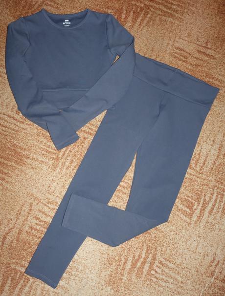 Dívčí sportovní souprava f&f vel. 146, 146