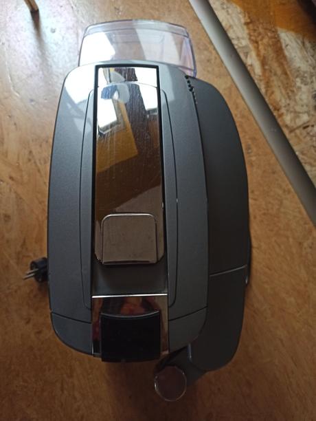 Automatický kávovar tchibo,