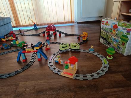 Lego duplo vlak s příslušenstvím,