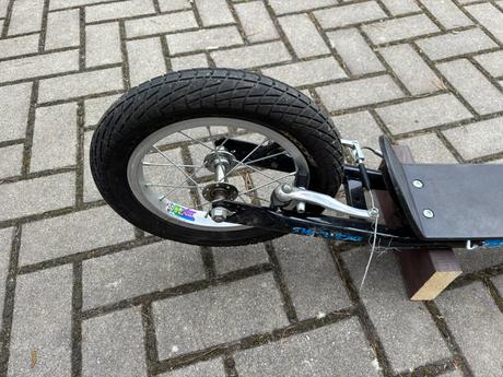 Koloběžka arcore twelvemax, 