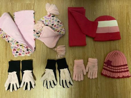 Dívčí zimní čepice, rukavice, šály - vel. ca 3-6 l, 116