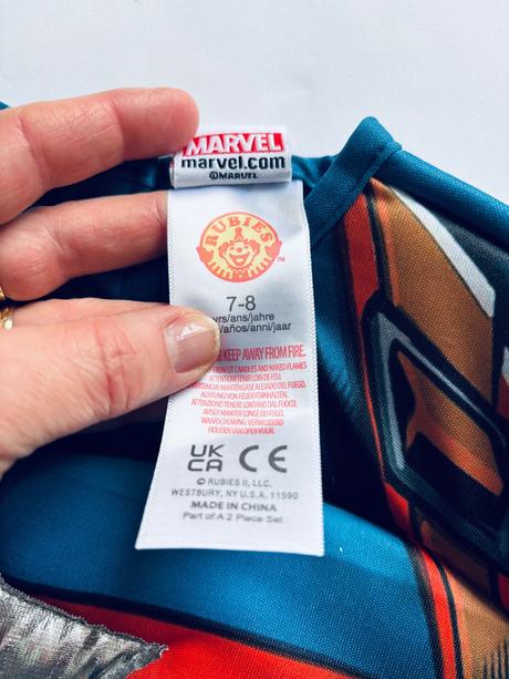 St6/ kostým capitan america - v.7/8 let,