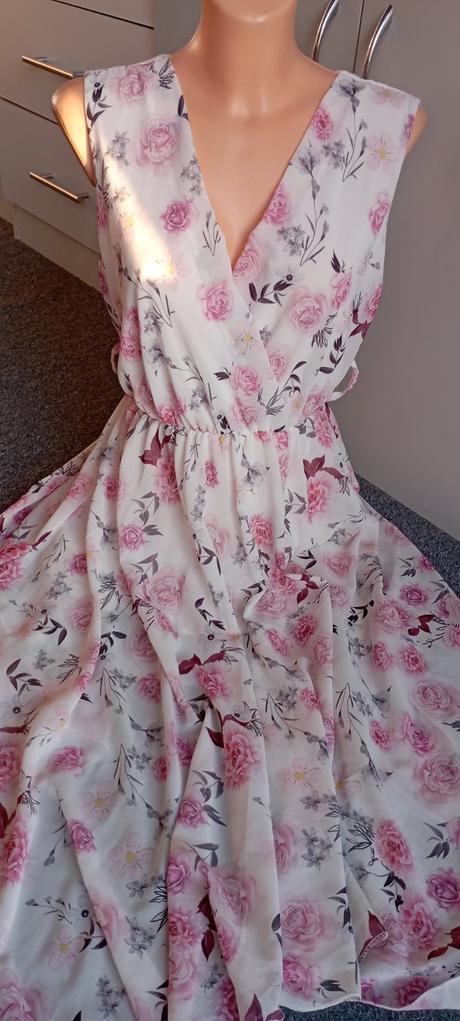 Šaty zn."made in italy" vel."3", 