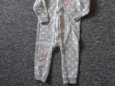 Overal dl.r. s puntíky a kapucí, vel. 92, f&f,92