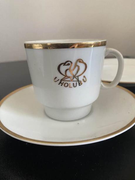 Porcelánový set s logem, 