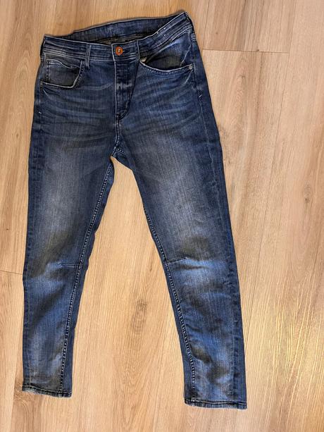 Džíny, 164