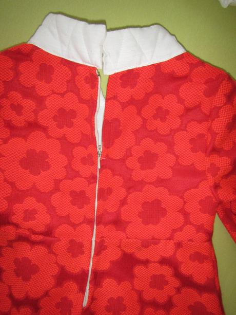 Kostým nastěnky, šaty ruska, 