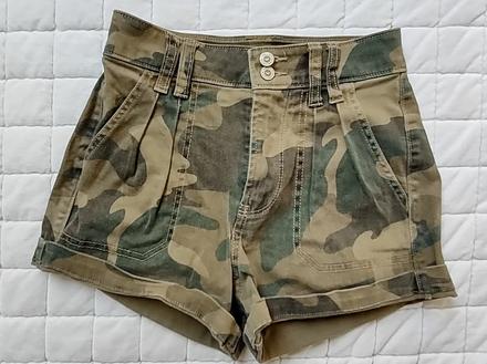 Maskáčové kraťasy, hollister,128