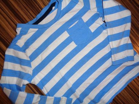 Pěkné modrobílé pruhované tričko s kapsičkou98/104, lupilu,98