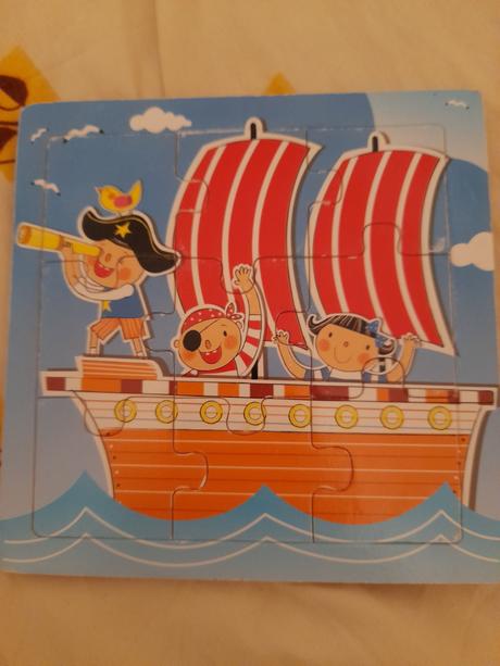 Puzzle malé piráti,