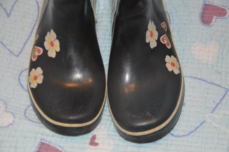 33 černé dívčí gumáky gumáčky, 33