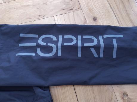 Větrovka proti dešti, esprit,128