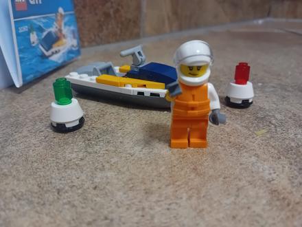 Lego city 30363, závodní loď,