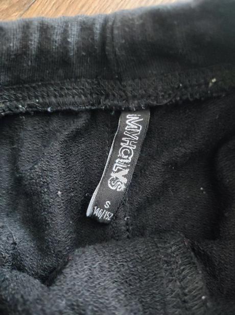 Kraťasy 146-152, 146