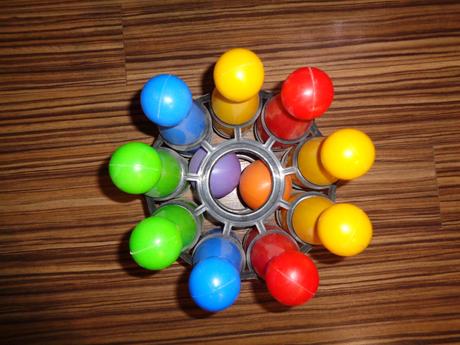 Kuželky s míčky - v nosiči,