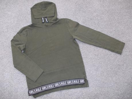 Mikina khaki, vel. 152, c&a,152