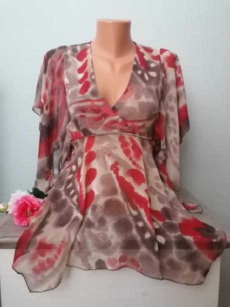 Letní halenka, principles,s