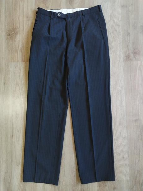 Pánský oblek vel 50, l