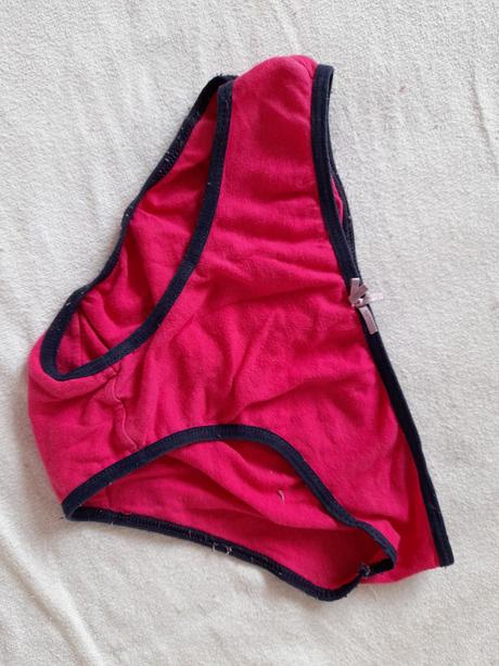 Sytě růžové kalhotky zdarma k objednávce, tesco,128