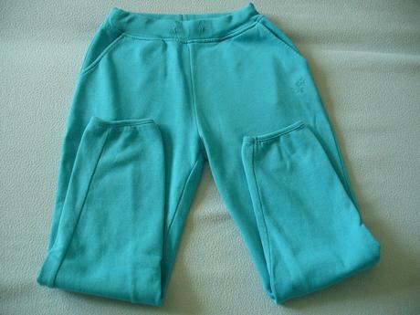 Tepláky dívčí vel. 146, 146